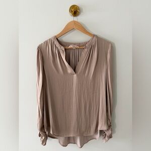 Philosophy Soft Taupe V-Neck Long Sleeve Blouse